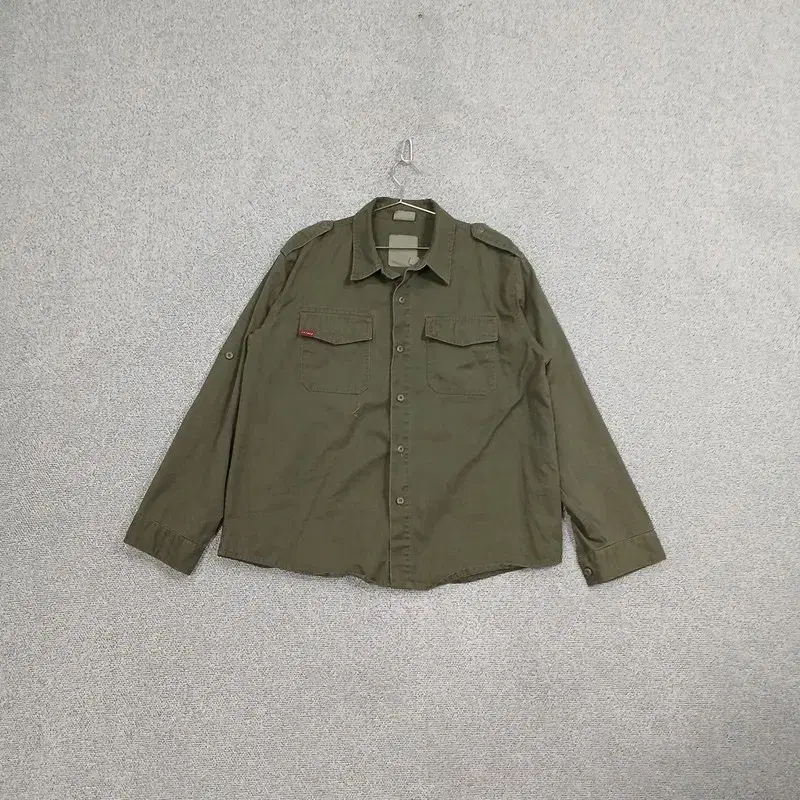 Vintage Military Khaki Two-Pocket Shirt L