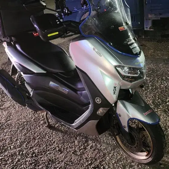 관리잘된 nmax125 22년식 팝니다.