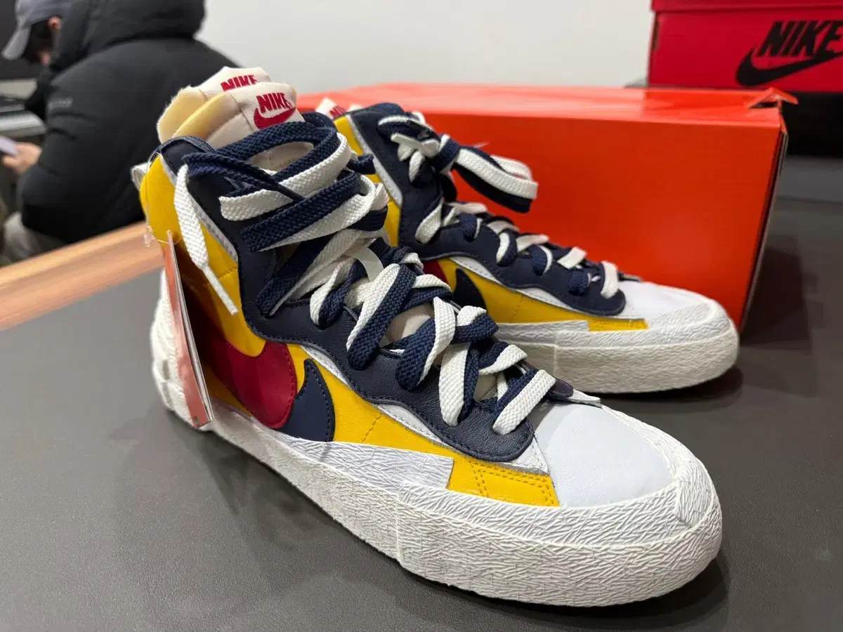 Nike x Sacai Blazer Mid 스노비치 275사이즈새상품