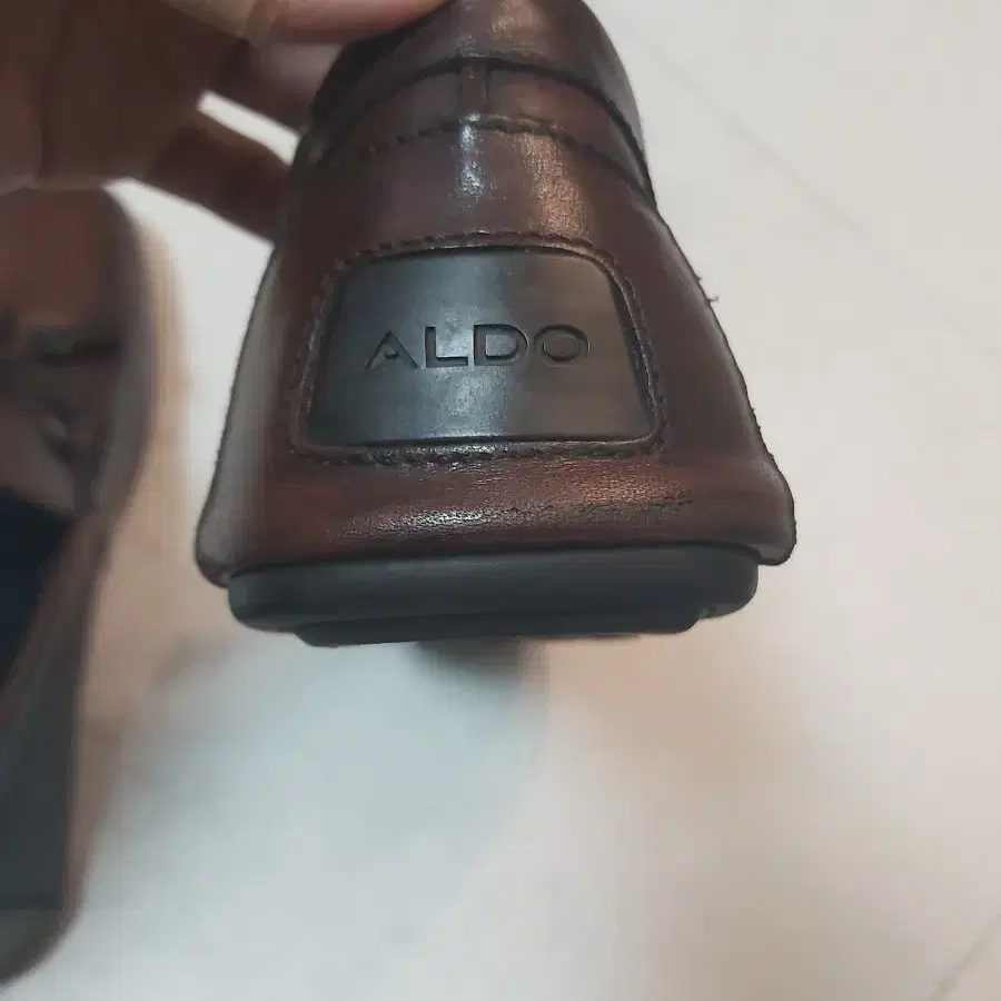 ALDO 테슬로퍼 UK9