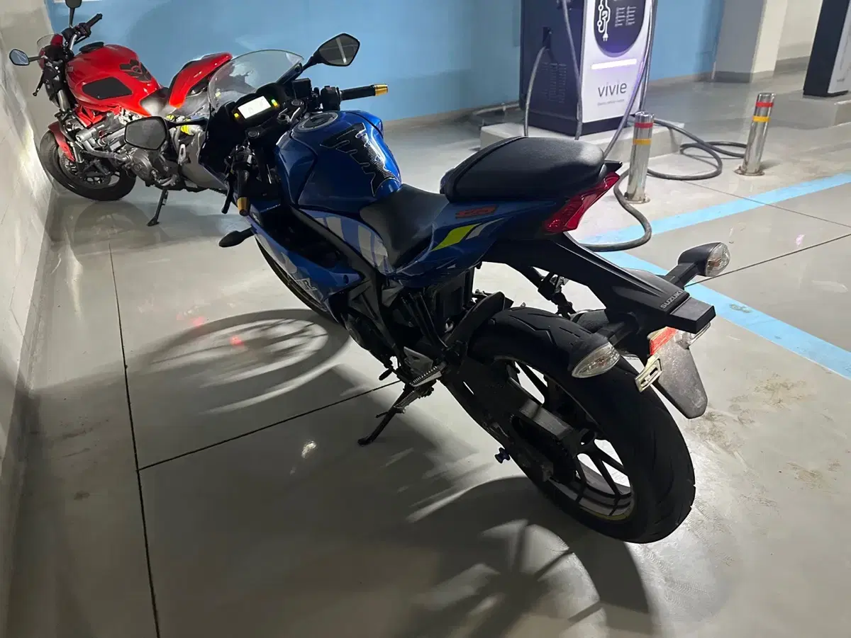 스즈키 gsxr 125 19년식