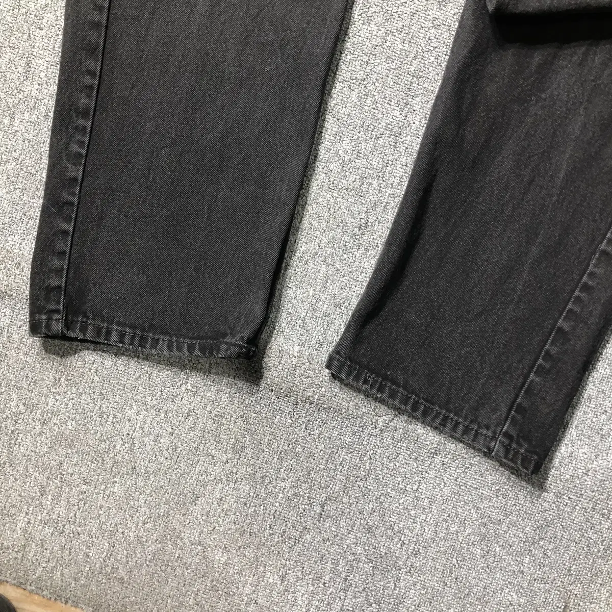 Levis 550 black denim pants (31) OLD6669