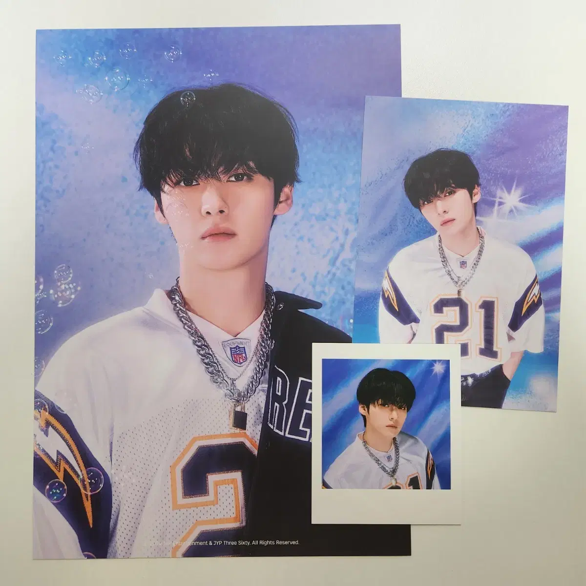 Straykids 2025 seasons greetings lee know miniposter + message card +KTown4u pre-order benefit