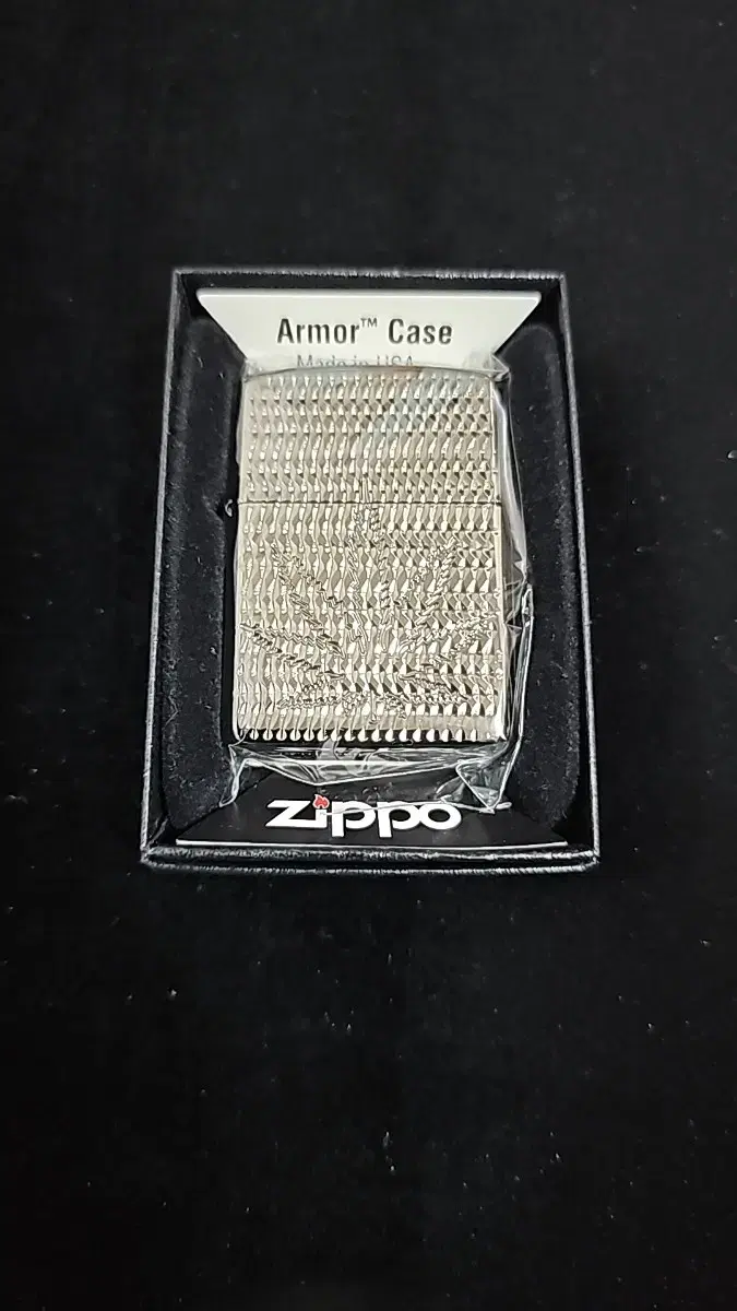 Zippo 정품 29612 아머 Marijuana Leaf Design