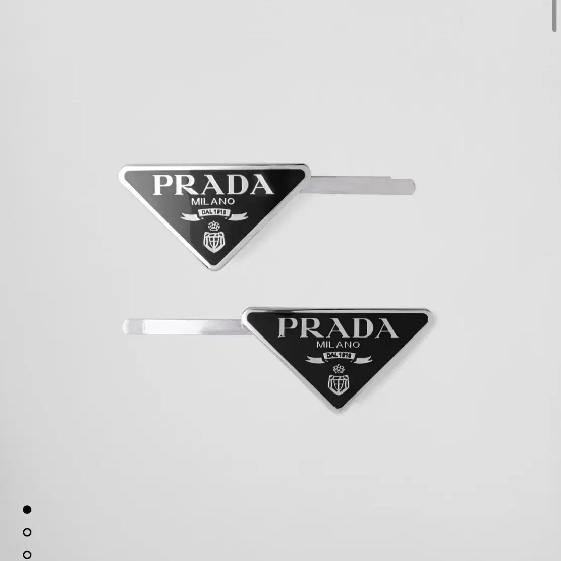 프라다 PRADA 메탈 헤어핀 2개 세트