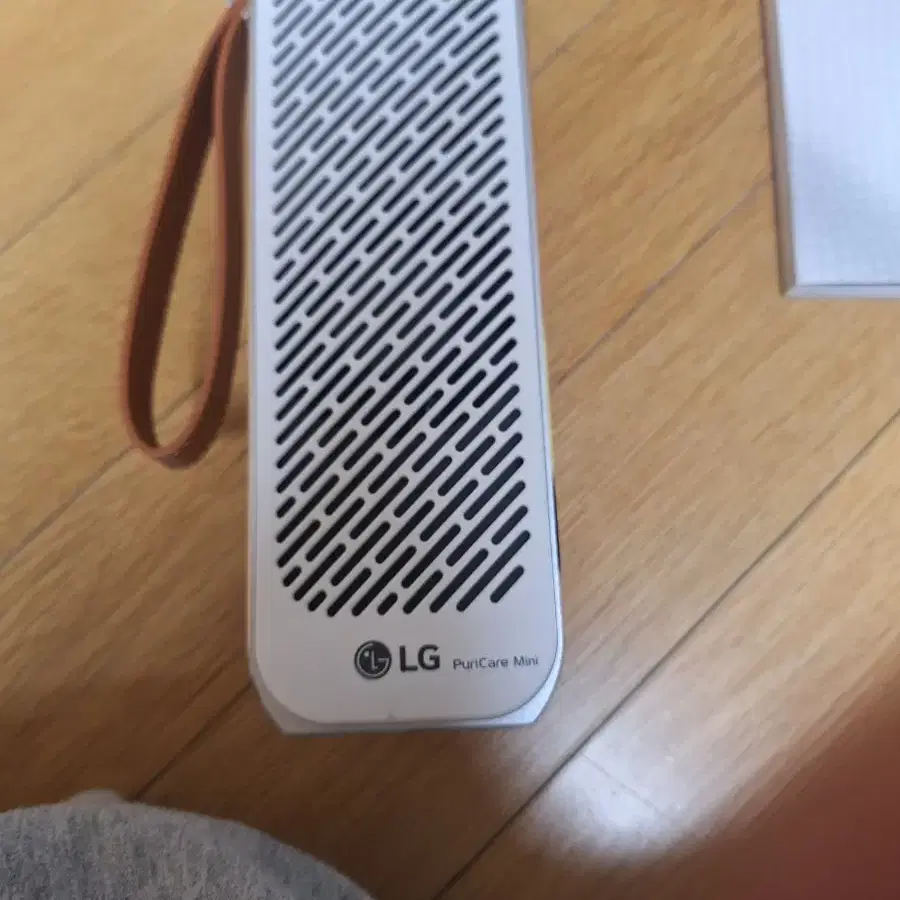 LG 퓨리케어 미니 휴대용 차량용 공기청정기 AP139MWA