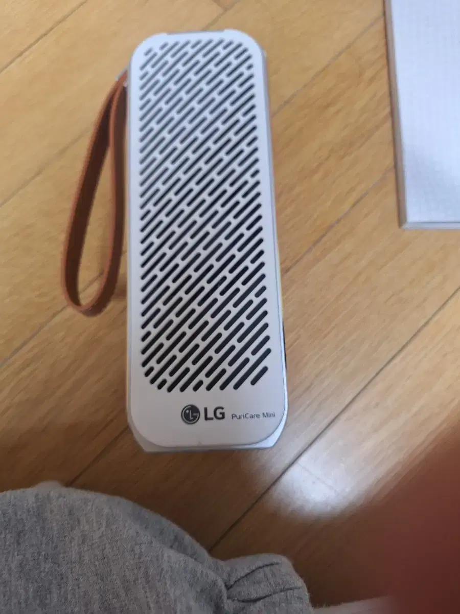 LG 퓨리케어 미니 휴대용 차량용 공기청정기 AP139MWA