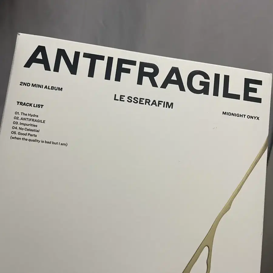 르세라핌 ANTIFRAGILE 앨범