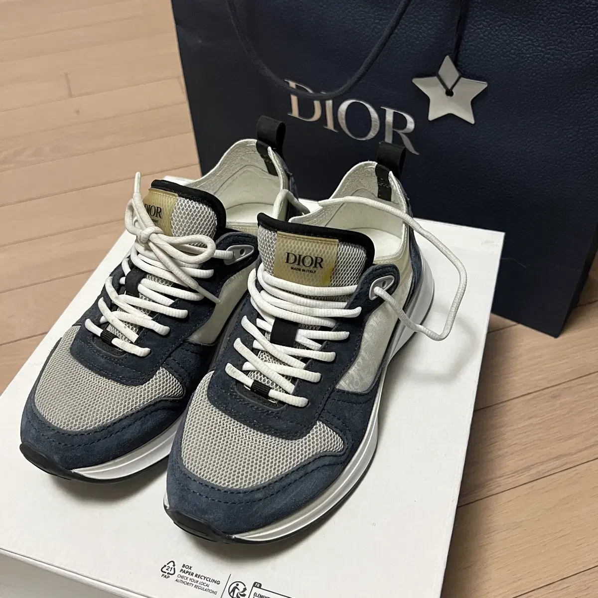 DIOR 디올 B25 러너 스니커즈 네이비 250