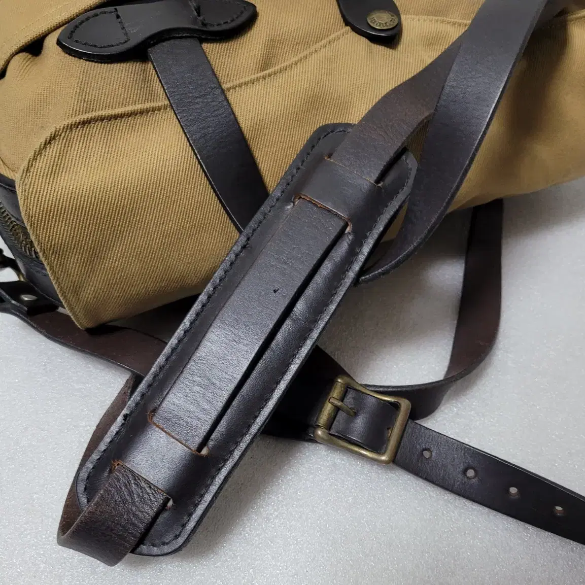 필슨 FILSON 256 Original briefcase TAN(탄)