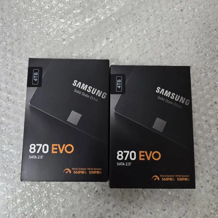 미개봉 정품 삼성전자 SSD 870EVO 4TB 팝니다