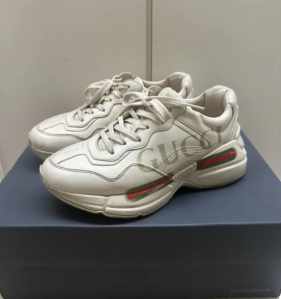 Gucci Raiton sneakers logo size 35