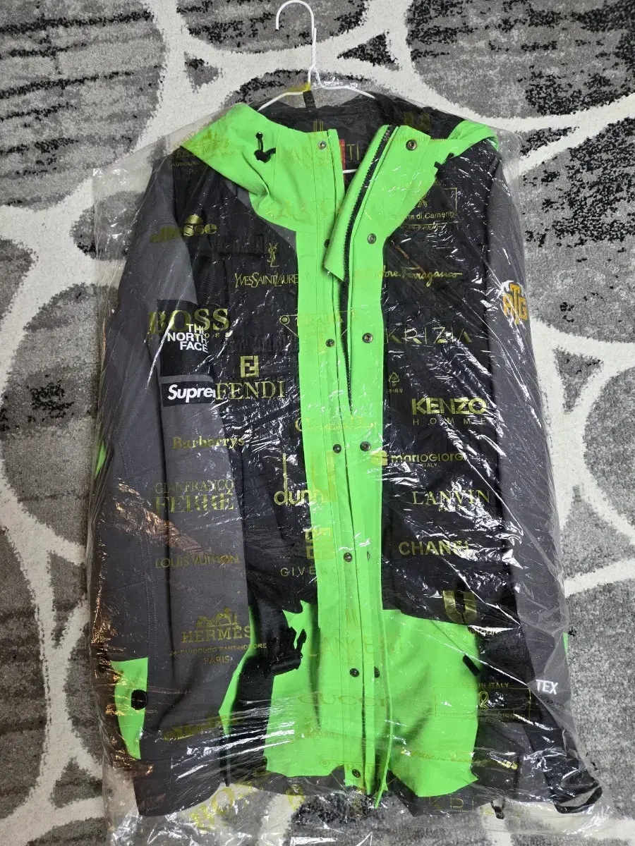 20ss 슈프림 노스페이스 RTG자켓 그린 GORE-TEX