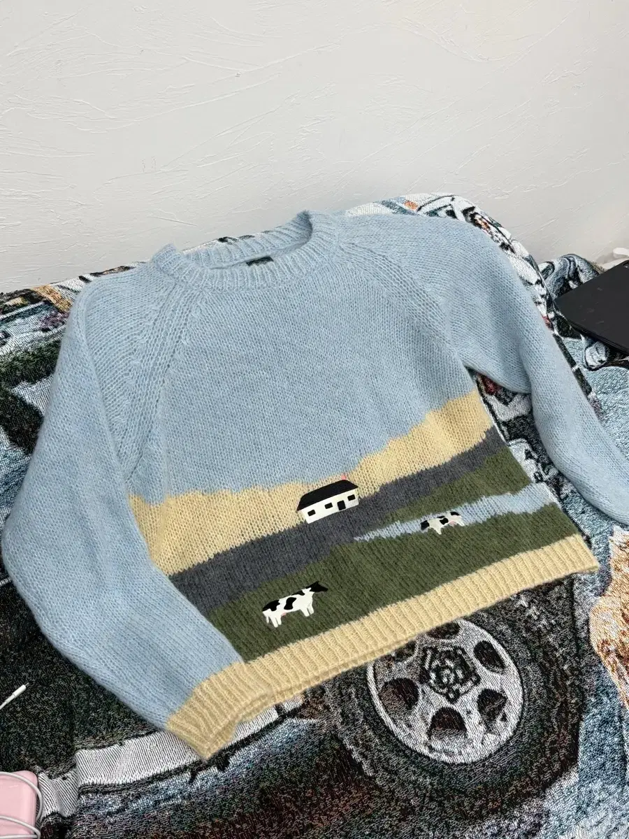 Durbarnet Farm Landscape Intarsia knit sweater