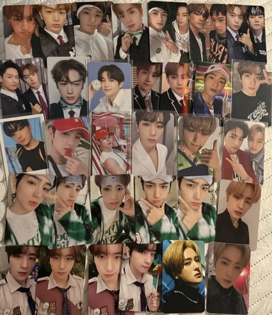 The BoyzCurrentPhotocardBulk WTS