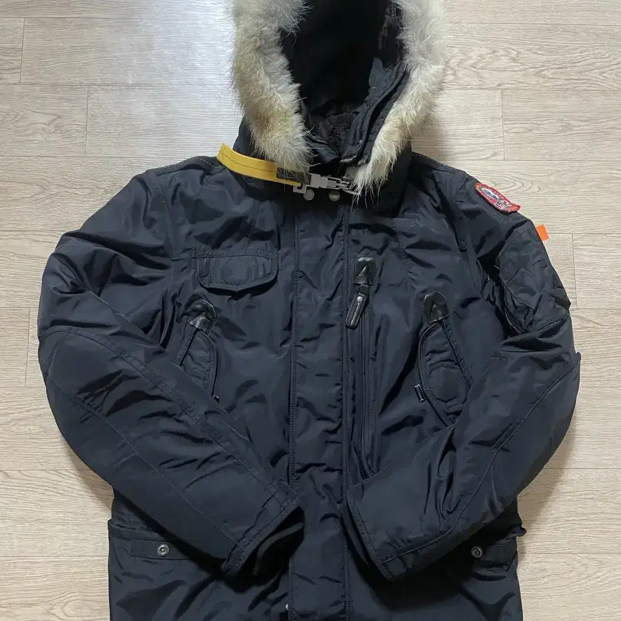 파라점퍼스 고비 size M  사이즈 교환 환영