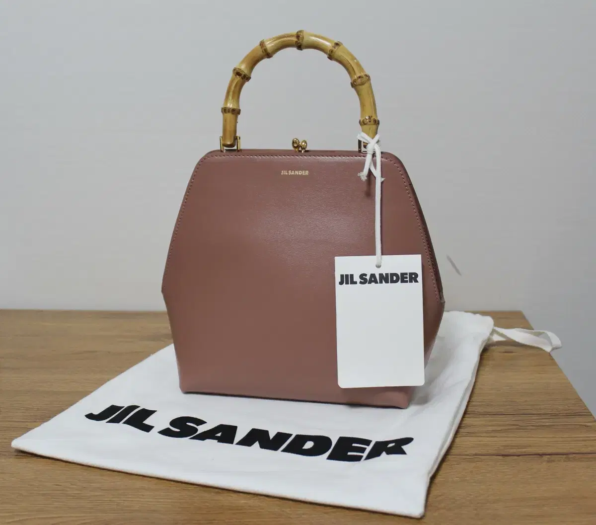 새상품)) 정가280 jil sander 질샌더 가방 고지백 뱀부 토트백