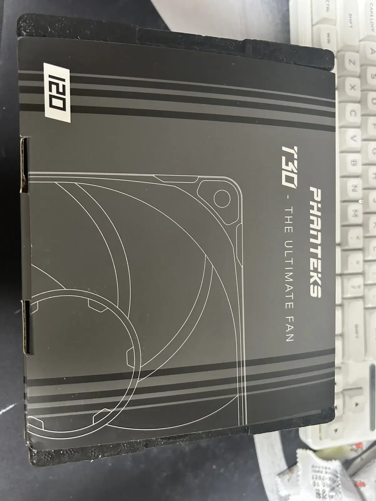 Phanteks T30 (PH-F120T30) 3개 팝니다