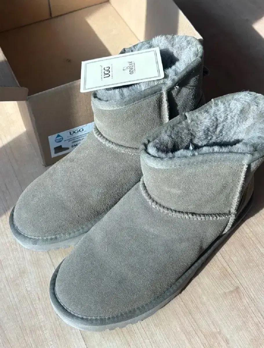 UGG 부츠