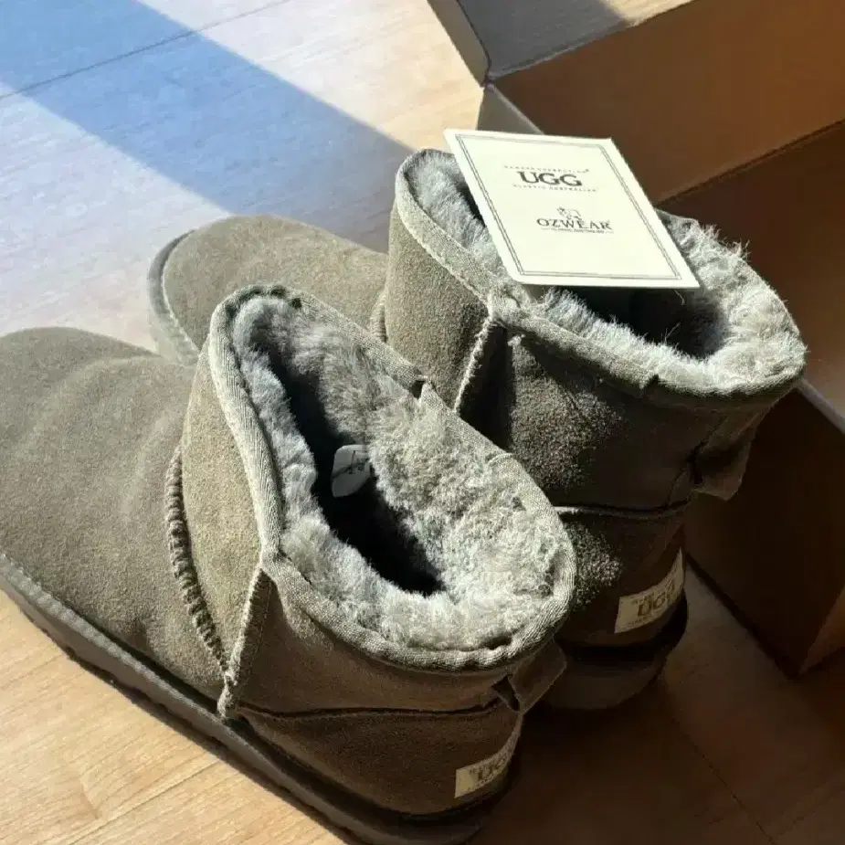 UGG 부츠