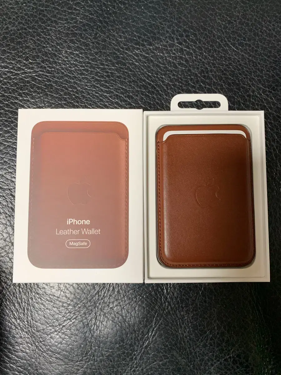 (New)Apple Genuine MacSafe Card Wallet 2nd Generation Umber Leather