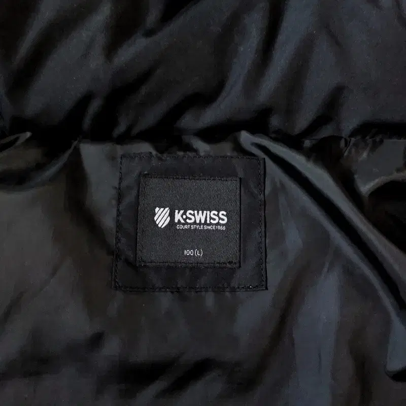 100 사이즈 케이스위스 K-SWISS 다운 패딩 팝니다