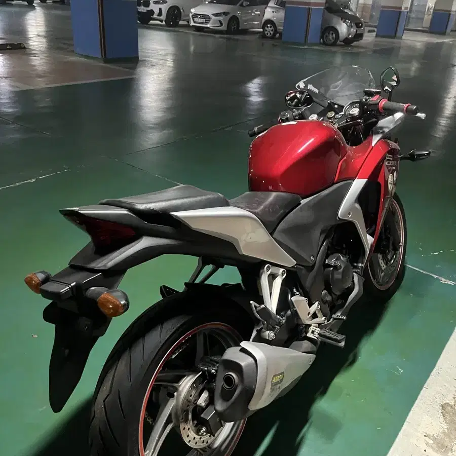 CBR250R