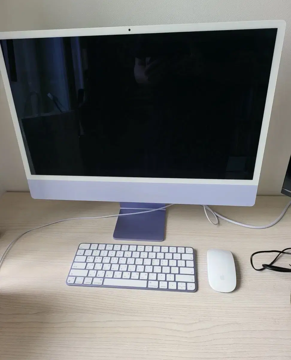 iMac 24-inch Purple, M1 8GB / 512GB