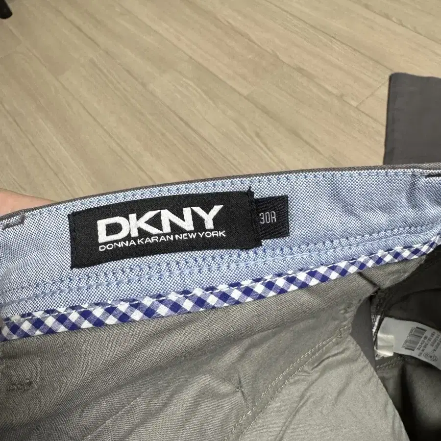 DKNY 면바지 그레이컬러 30사이즈