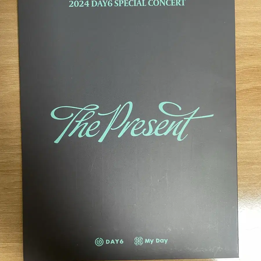 데이식스 클콘 the present 첫콘 입장기프트