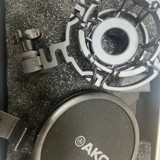 AKG C414 Xlii 새상품 팝니다