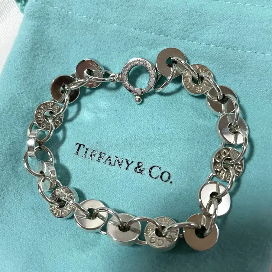 티파니앤코 TIFFANY&CO 1837 CIRCLE  팔찌