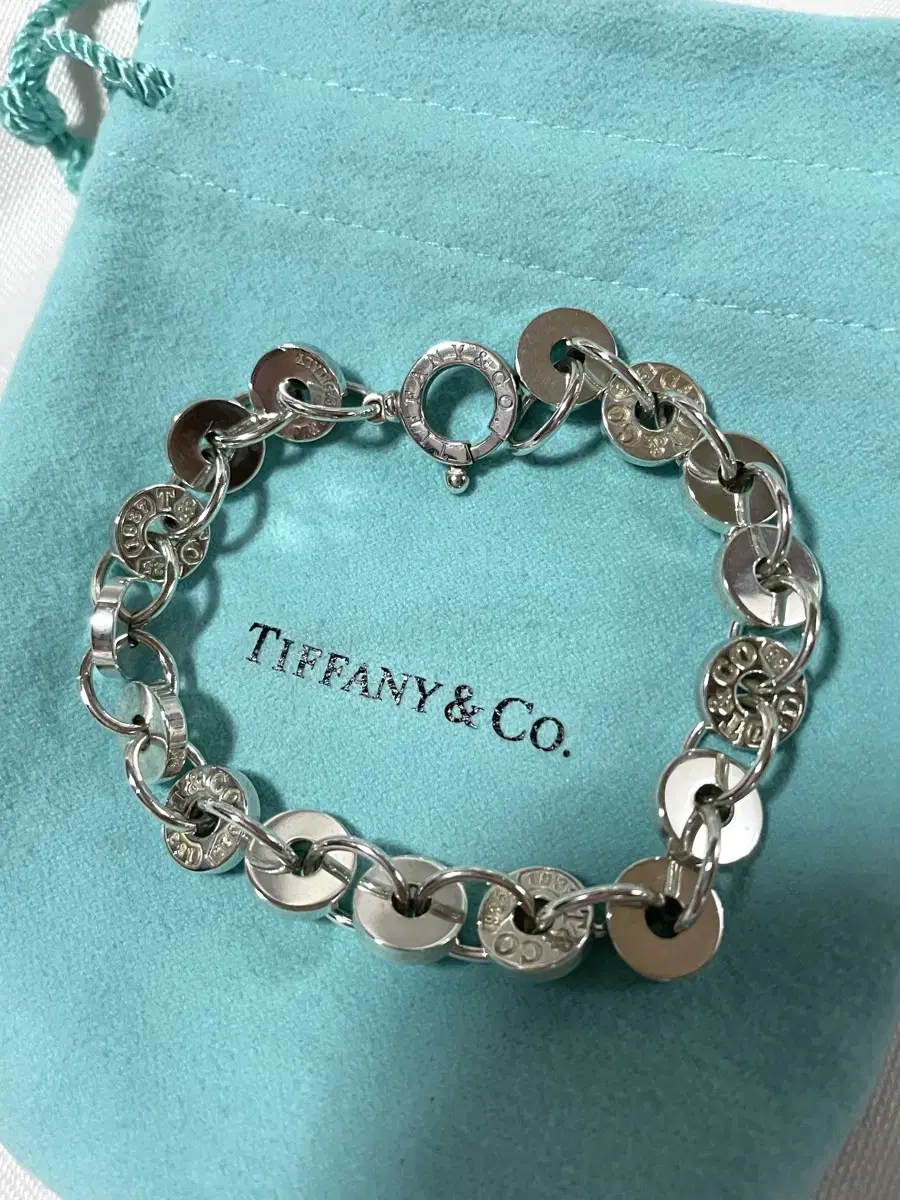 티파니앤코 TIFFANY&CO 1837 CIRCLE  팔찌