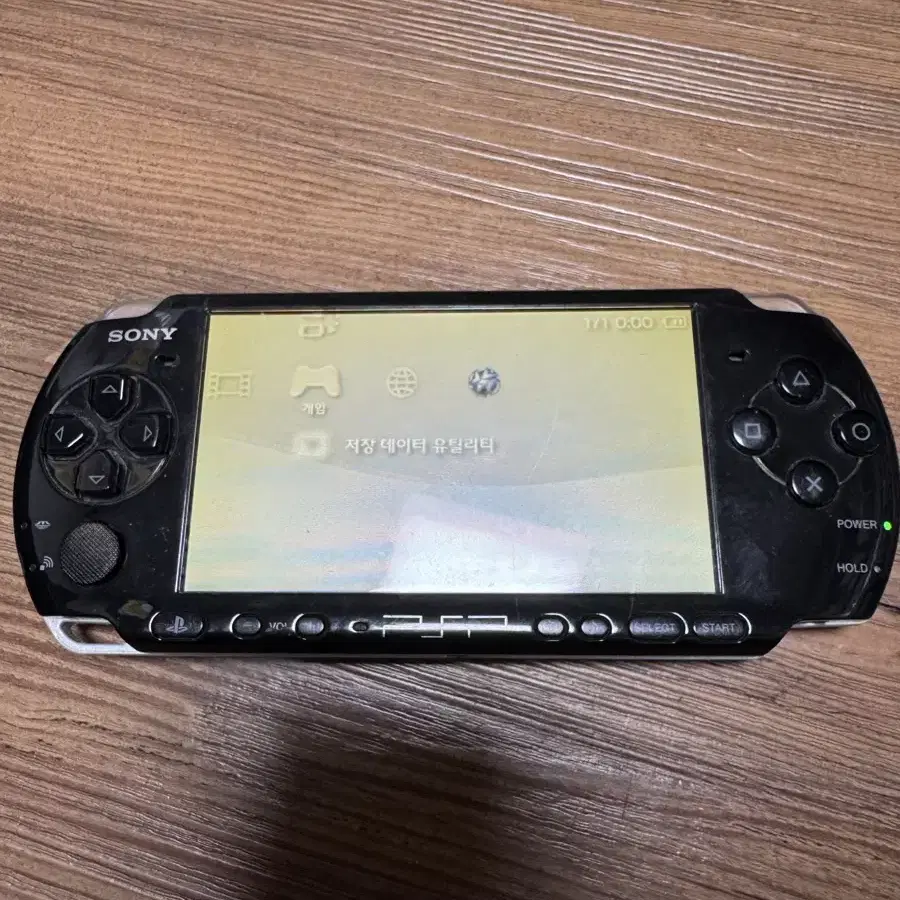 소니 psp 3005 정발 검정색 팝니다