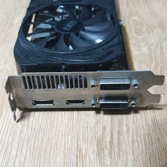 엔비디아GTX1060 6기가 그래픽카드 잘 쓰던거