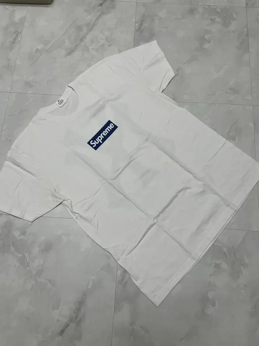 Supreme SS15 New York Yankees Box Logo T-Shirt White XL