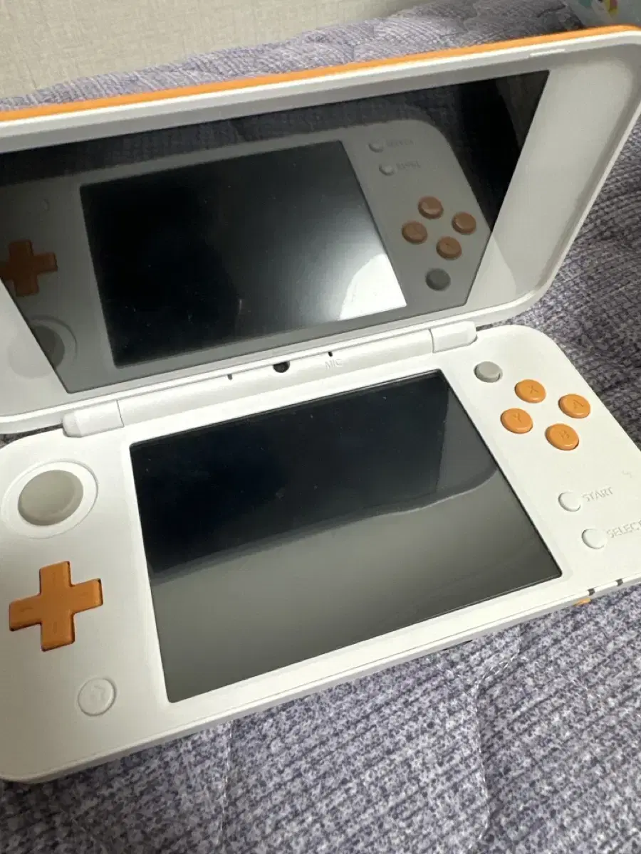 닌텐도 2DSXL