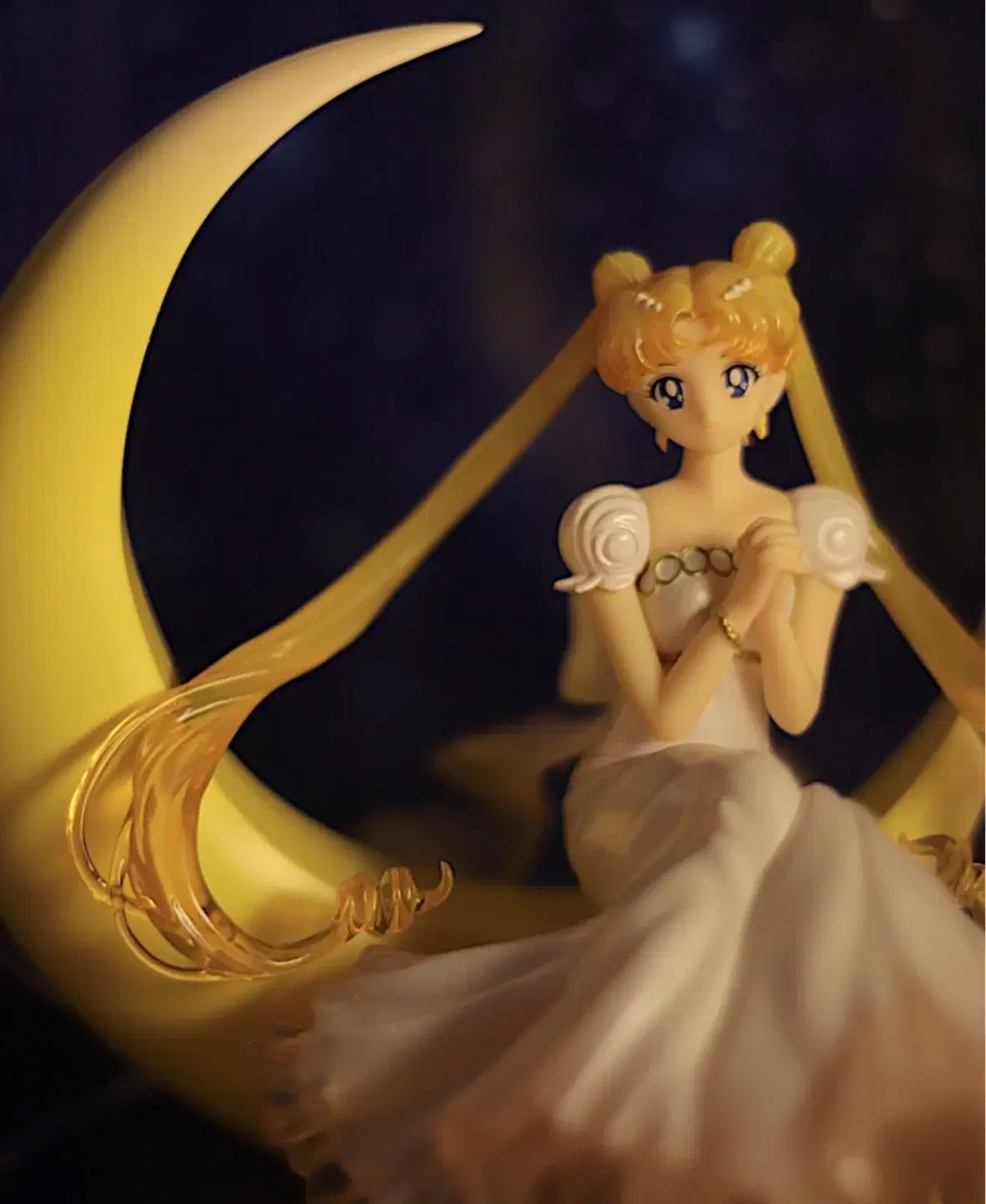 [Figure Arts] Sailor Moon Princess Serenity Figure