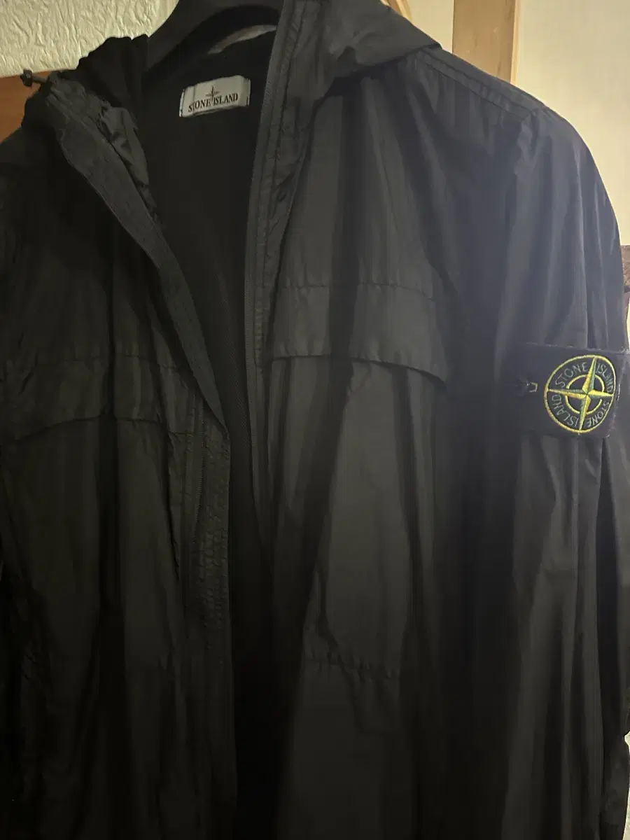 Stone Island Cling Clapper Windbreak