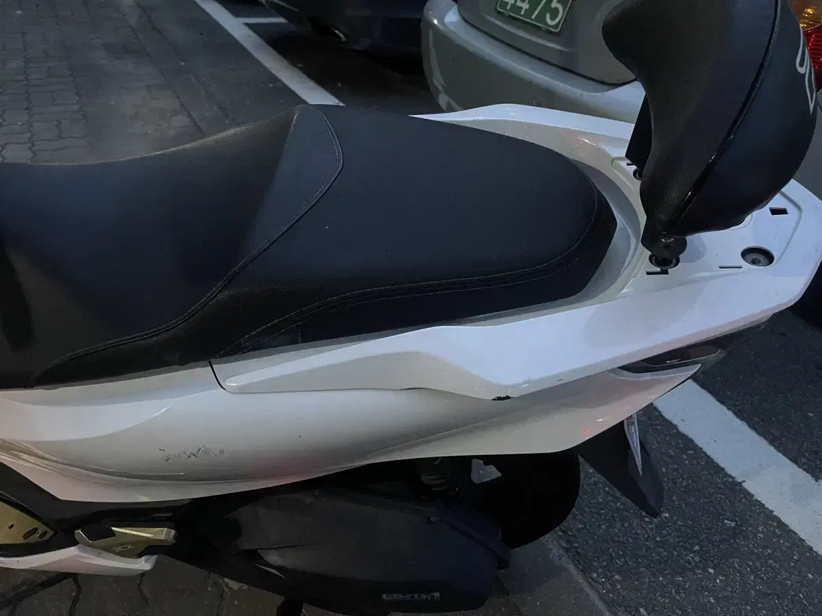 Pcx125 21년식 팝니다