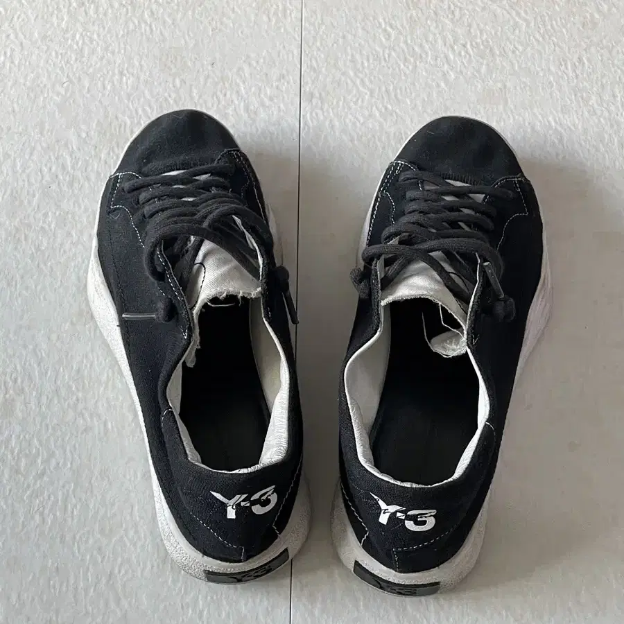 y-3 단화 스니커즈 팝니다.