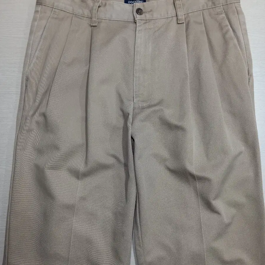 32 DOCKERS khakis 투턱 치노팬츠 베이지 32-73