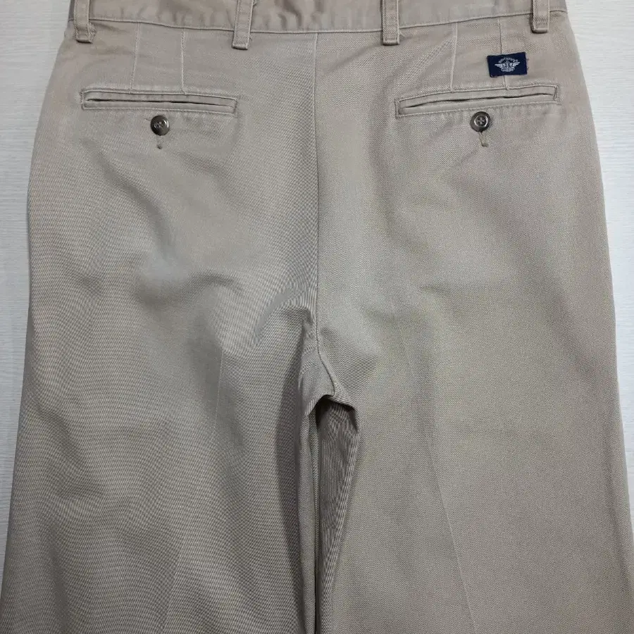 32 DOCKERS khakis 투턱 치노팬츠 베이지 32-73