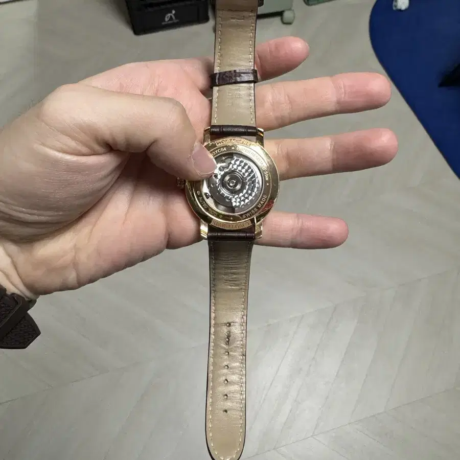 몽블랑 스타레거시 풀골드 39mm