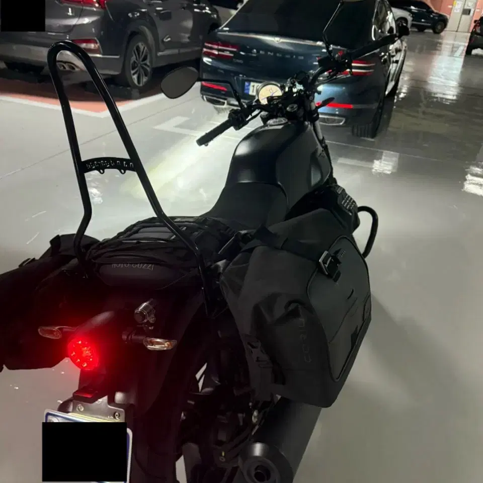 모토구찌(Motoguzzi) V7 Stone 850 22년식 23년등록