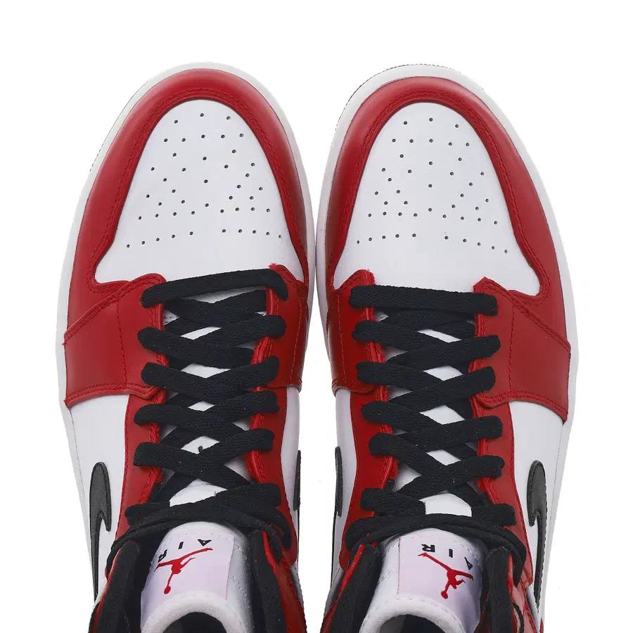 Air Jordan 1 Retro Chicago 2013