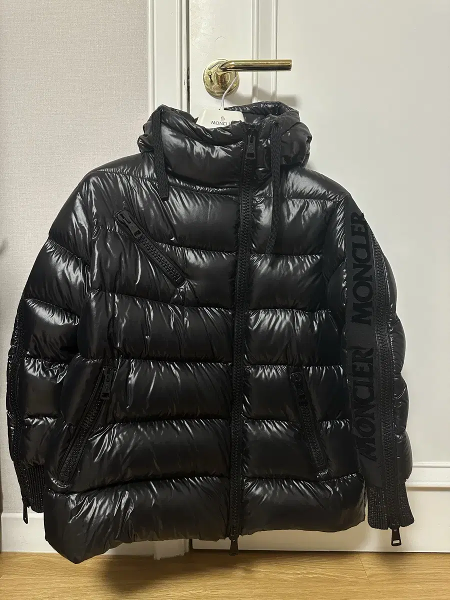 Moncler 몽클레르 지니어스 후드 패딩