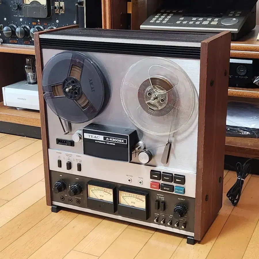 명기 티악 TEAC A-4300SX 4트랙 7인치 고급형 오디오 릴데크