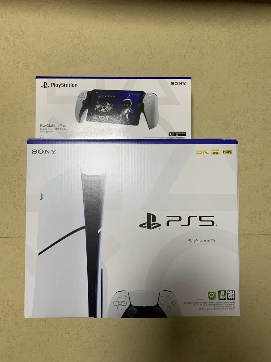 PS5 슬림 디스크 에디션+PS 포탈 판매합니다.