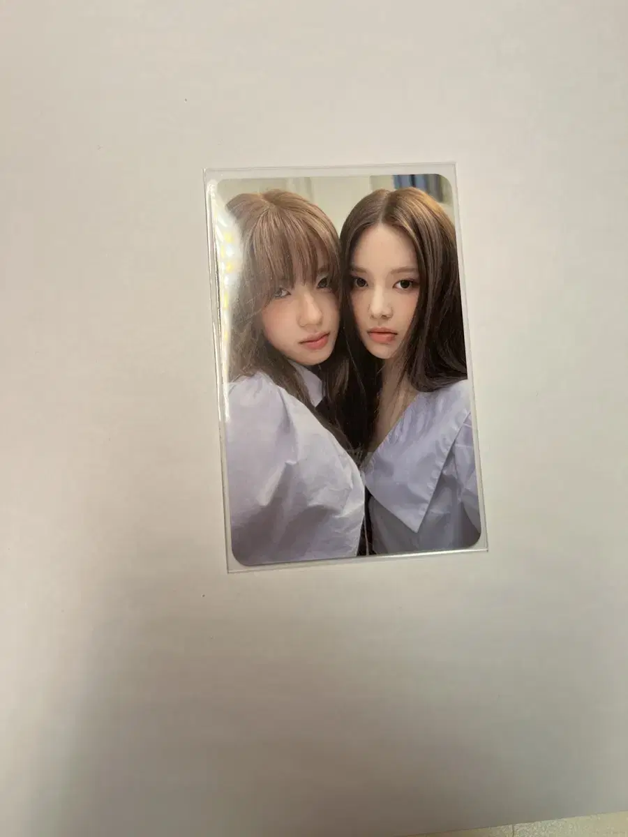 Izuna photocard sells